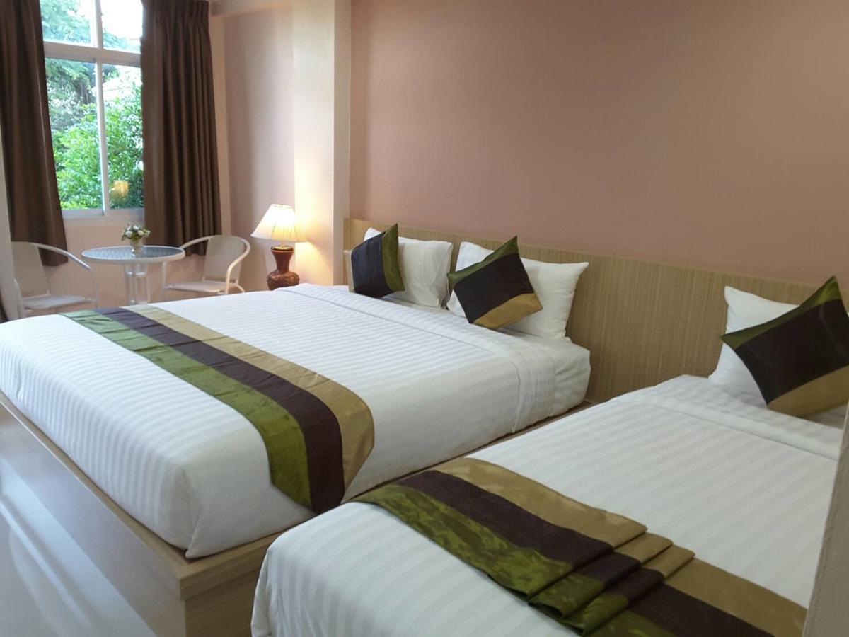 Hotel Sukkhamas Pirom à Nakhon Ratchasima Extérieur photo