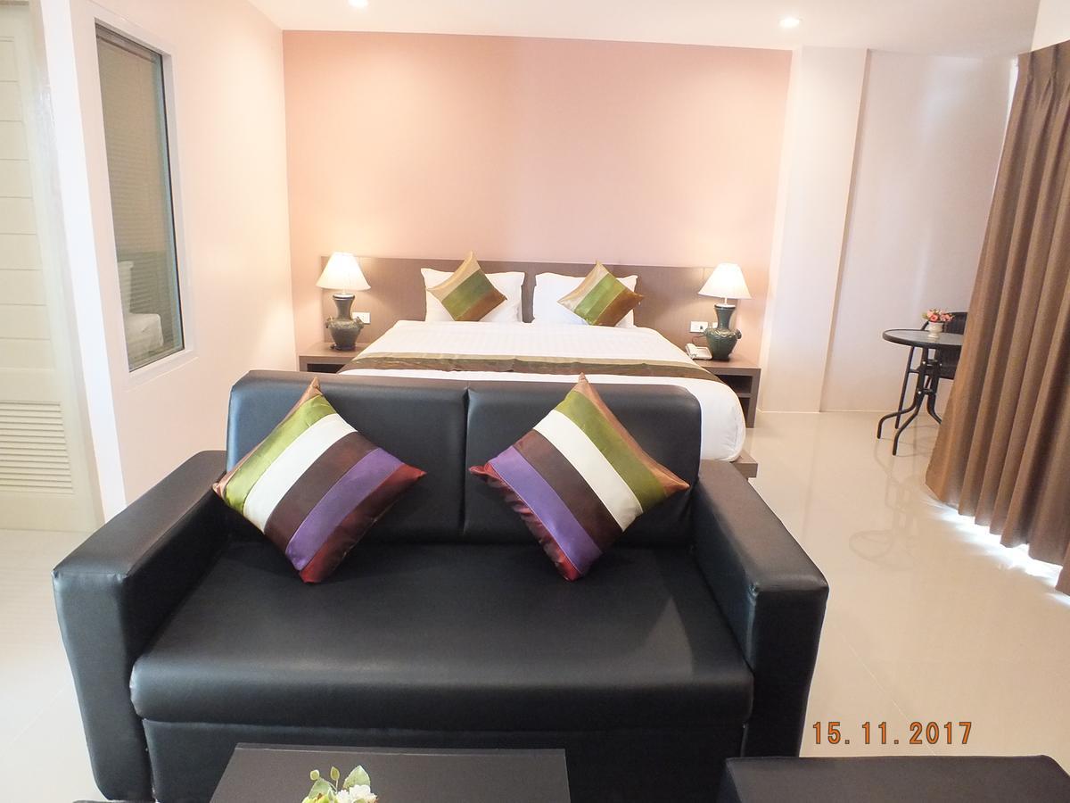 Hotel Sukkhamas Pirom à Nakhon Ratchasima Extérieur photo